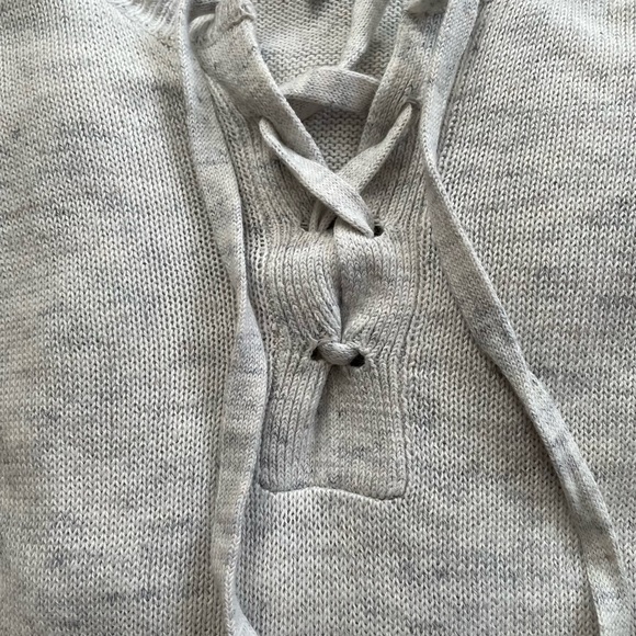 Ann Taylor sweater - Picture 2 of 4